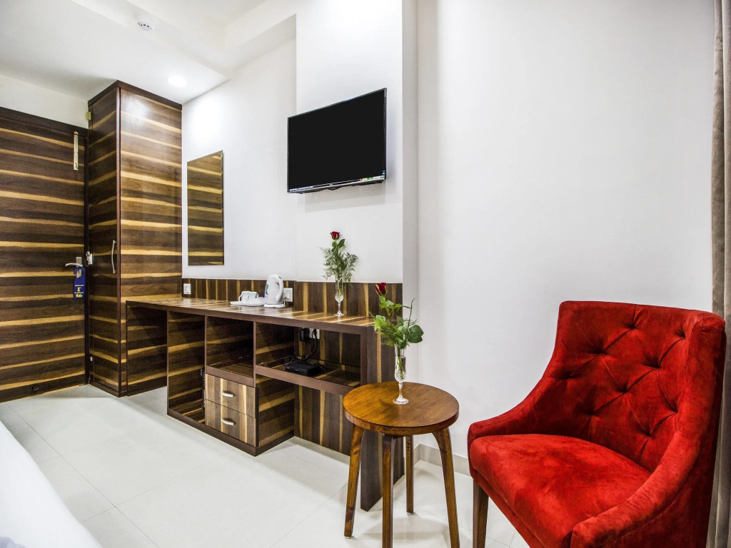 FabHotel Prime Sapphire Inn