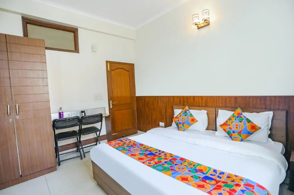 FabHotel Hexa Ghaziabad