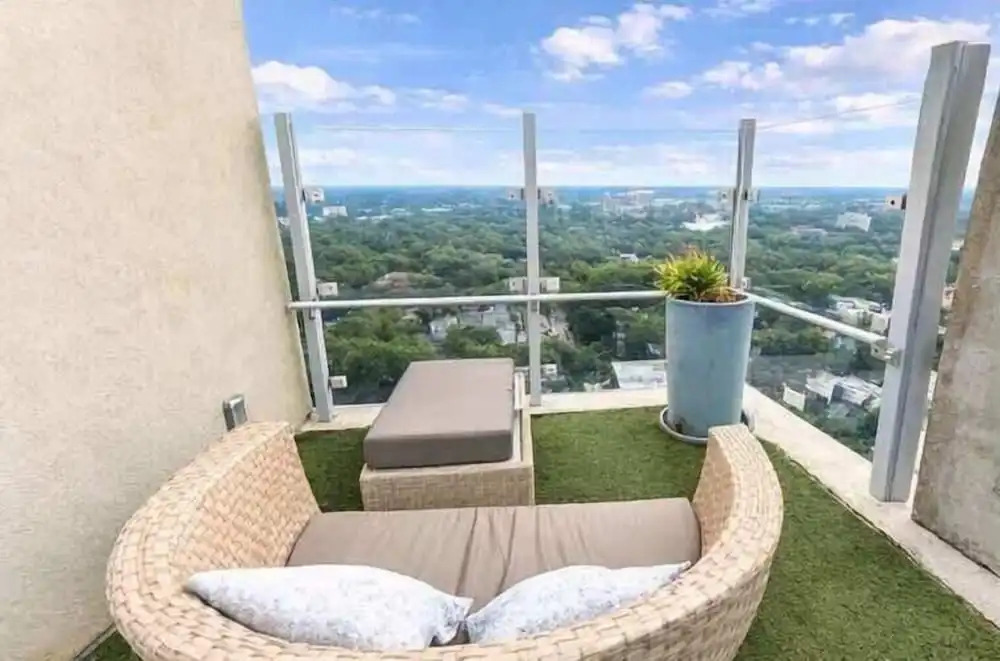 Midtown Atlanta 1BR Skyline Balcony Corner Suite by Piedmont Park Luxepad