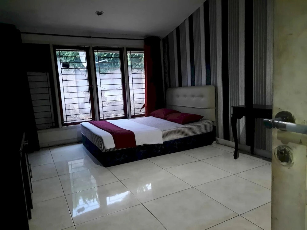 OYO 93159 Resort Cinta Kasih