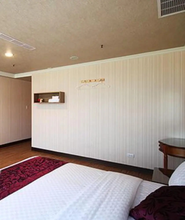 Ya Tai Hotel