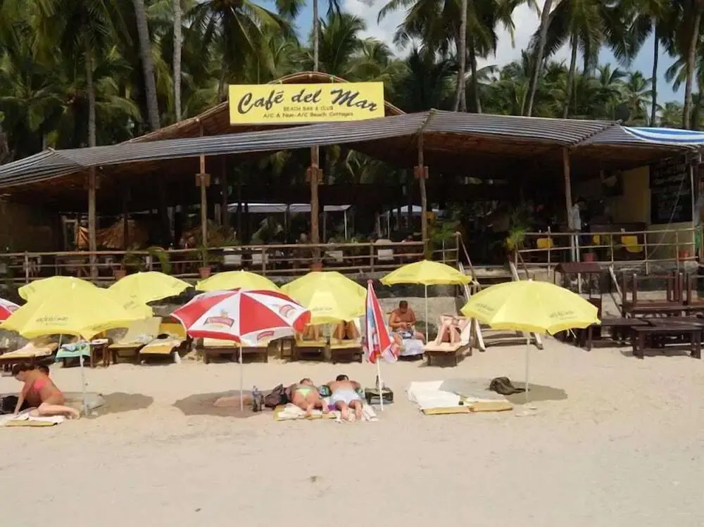 Cafe Del Mar