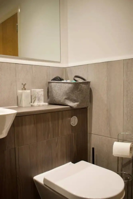 Modern Edinburgh Flat Close to City Centre