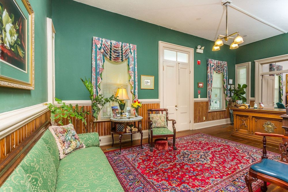 Spencer House Inn