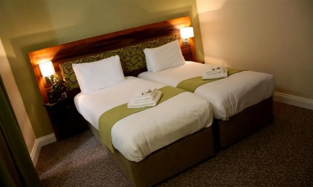 Surtees Hotel