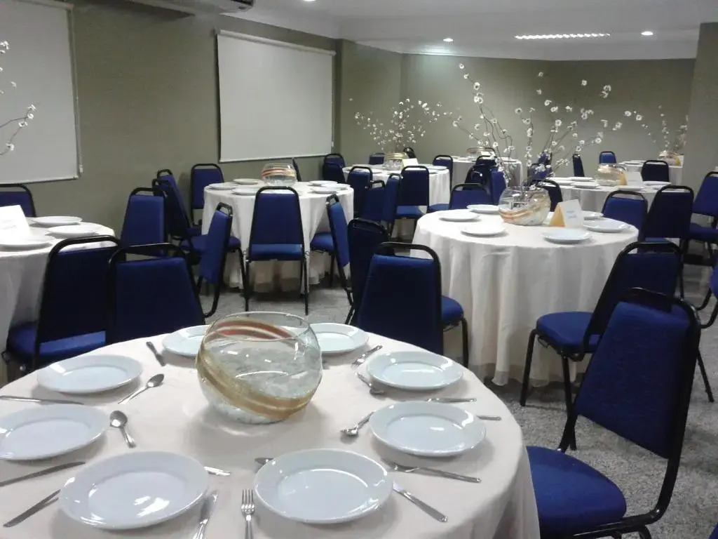Gelps Hotel
