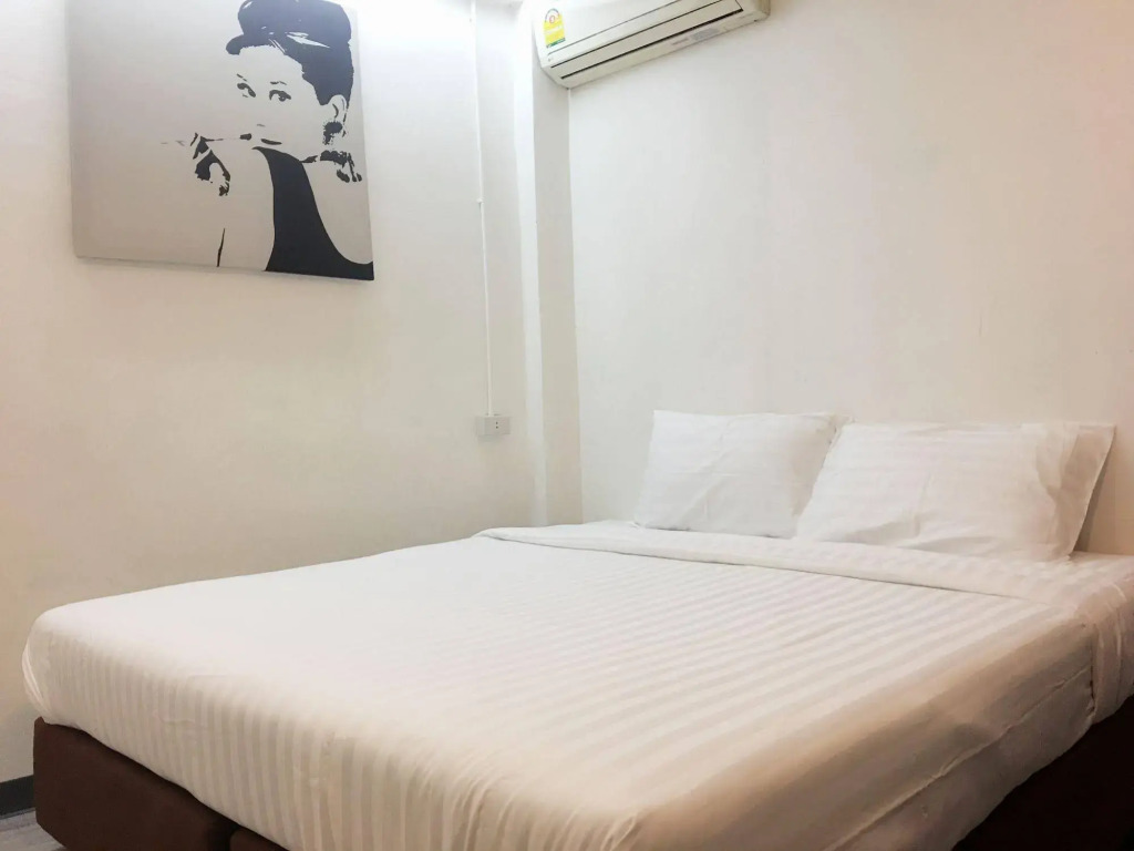 The Rabbits Hole Hostel