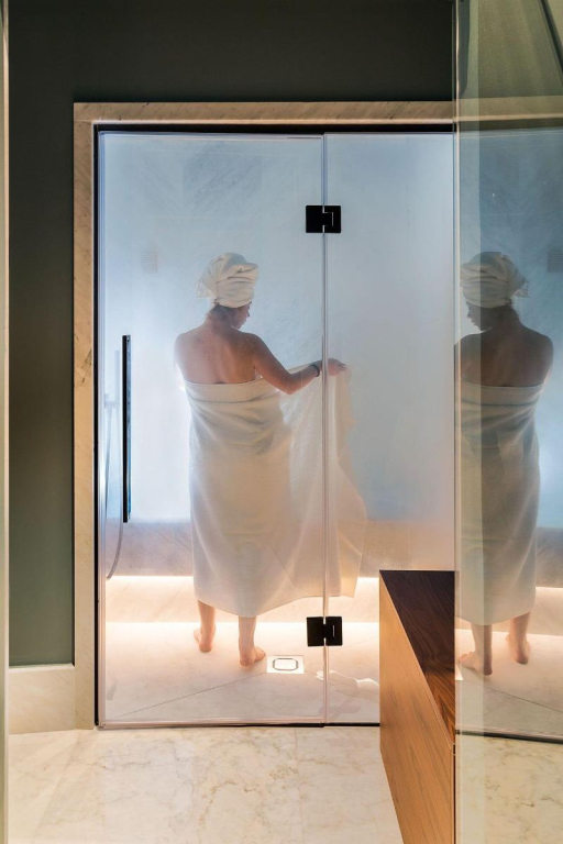 Byssus Suites