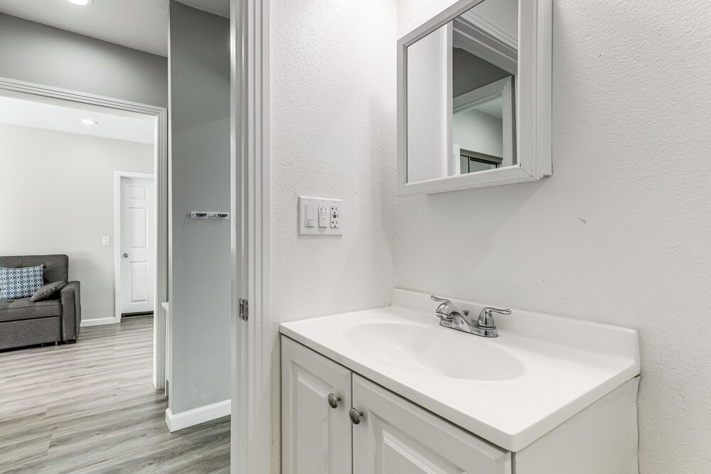Near USC & Dtla! Extended Stay in West Adams