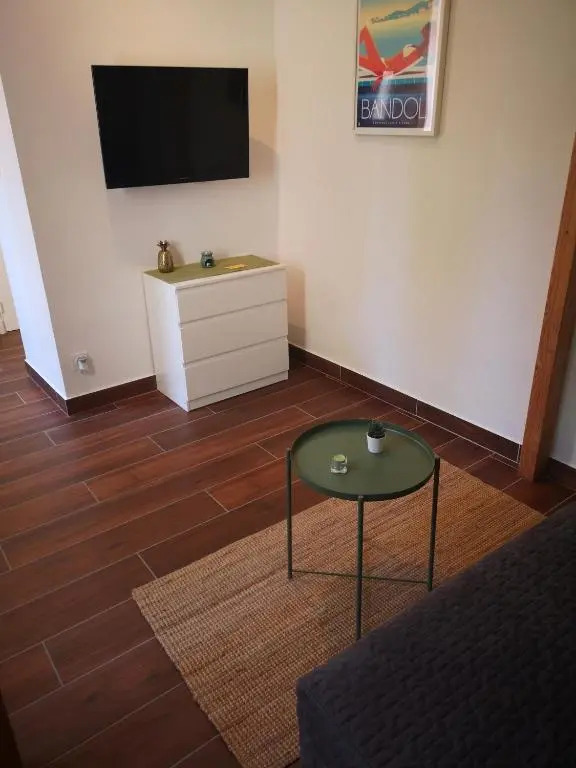 Agreable Studio Renove Avec Place de Parking