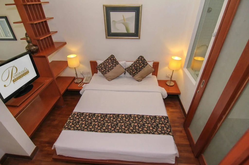 Peninsula Residence All Suite Hotel