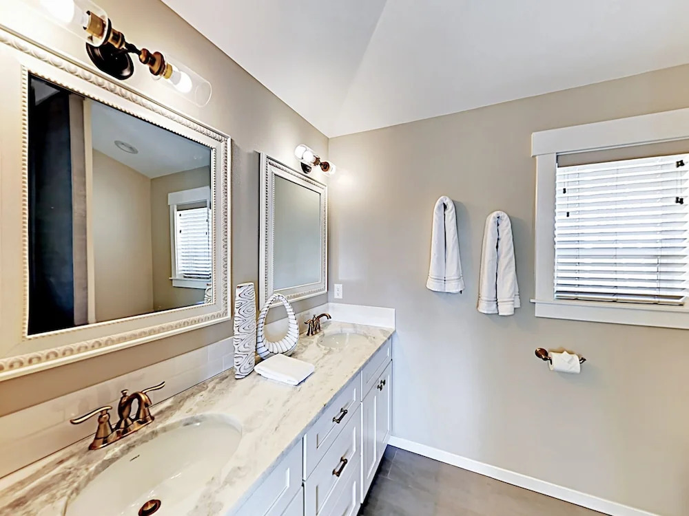 2539 Lincoln City - 3 Br Home