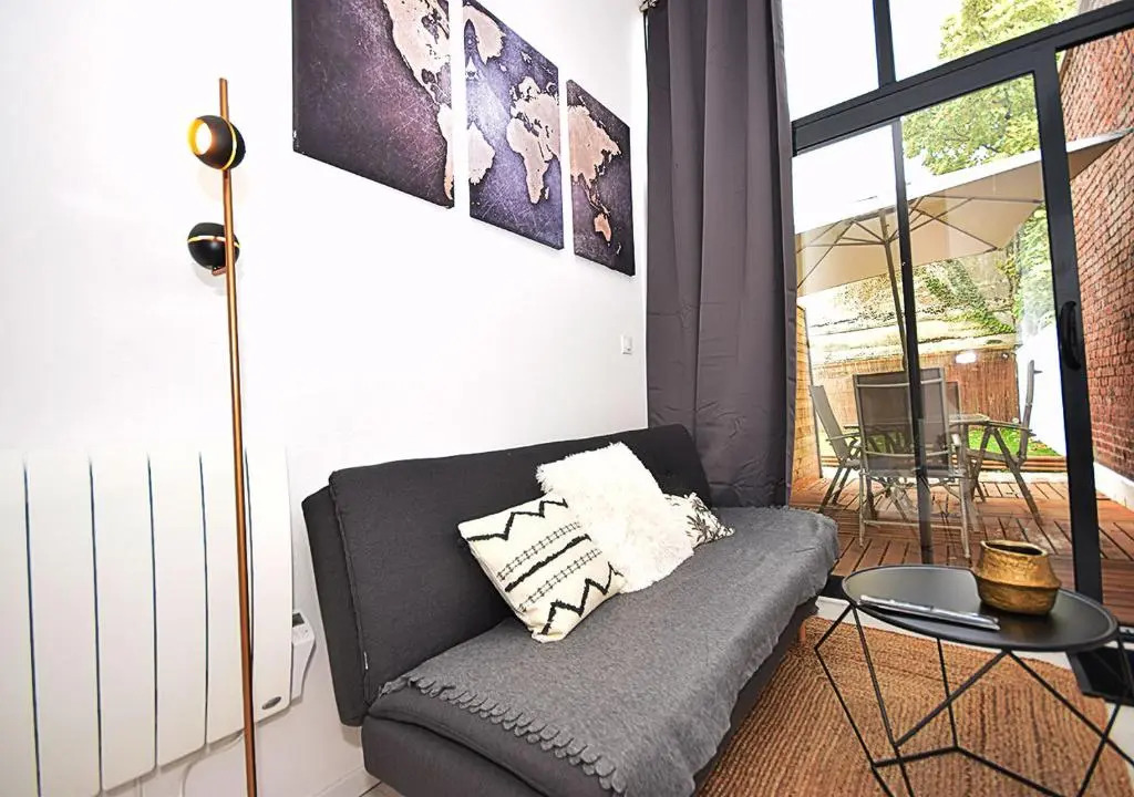HYPER CENTRE VALENCIENNES - WIFI - TERRASSE - TRAMWAY - leRelaisdOdile2