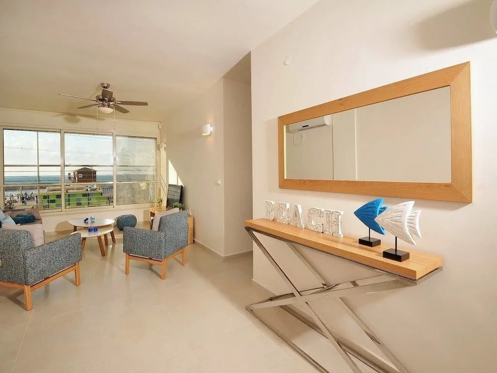Housea - Sea View apartment