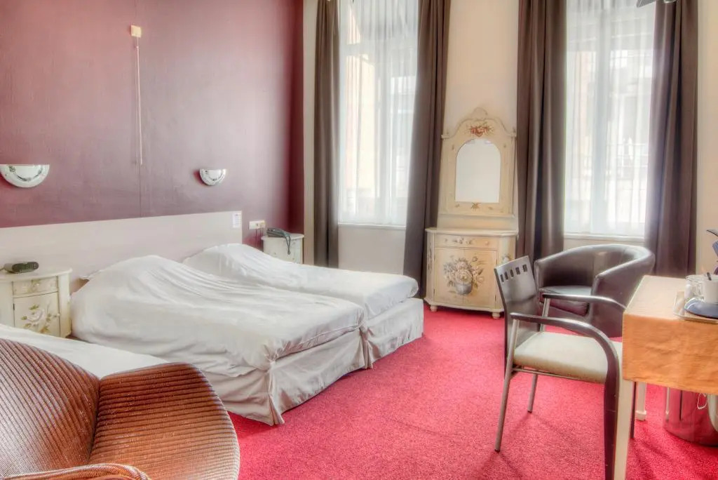 Hotel Antigone