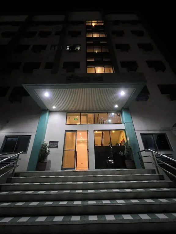 People's Condo Atria