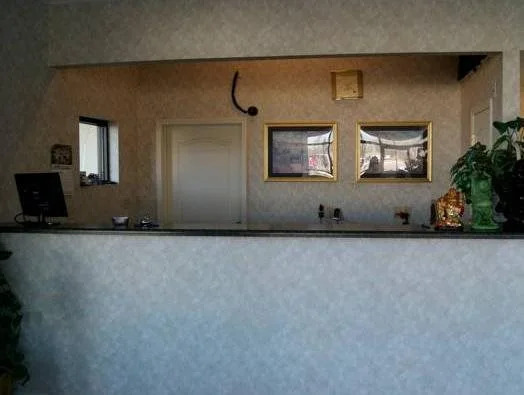 American Inn And Suites