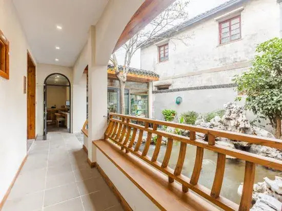 Yunlu Atrium Xixiangli Homestay (Kunshan Jinxi Branch)