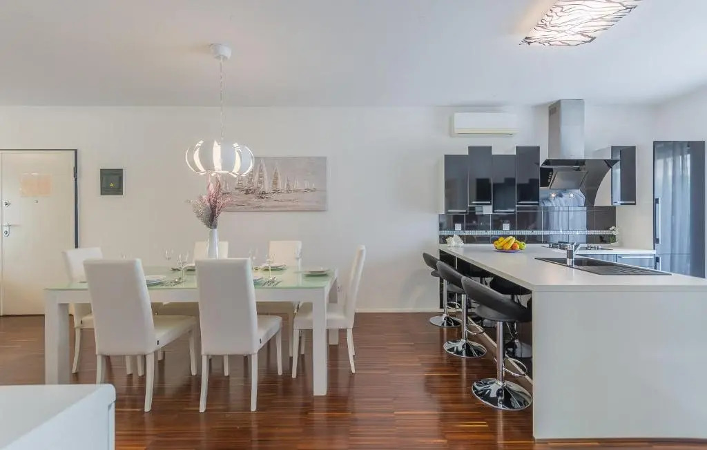 Luxury apartment Lella