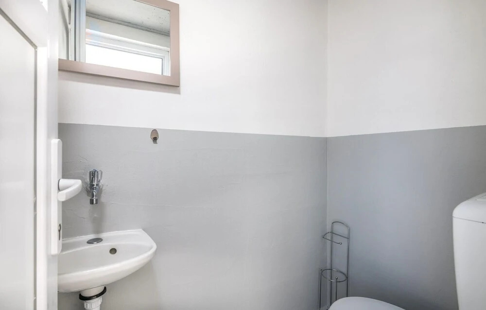 Amazing Apartment in Cizici With Outdoor Swimming Pool, Wifi and 2 Bedrooms