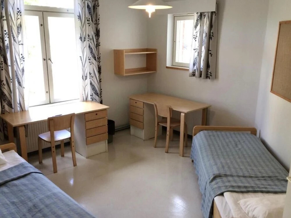 EC-Hostel