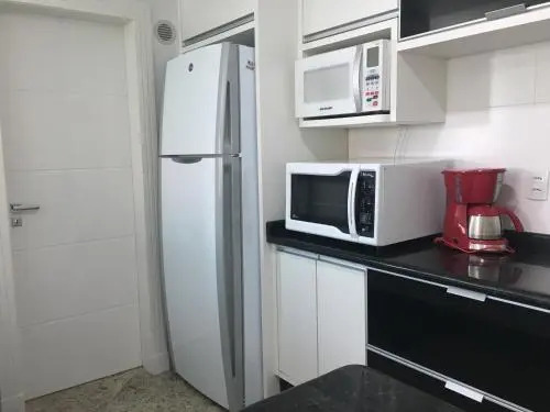4 Ilhas, 2 Suites, 2 Garagens