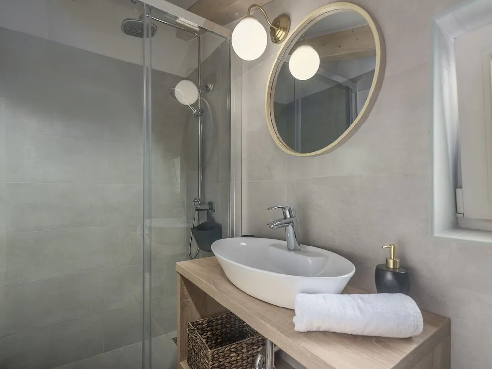 A Beautiful Spacious Apartment for 4 Persons Near the Beach in Rovinj