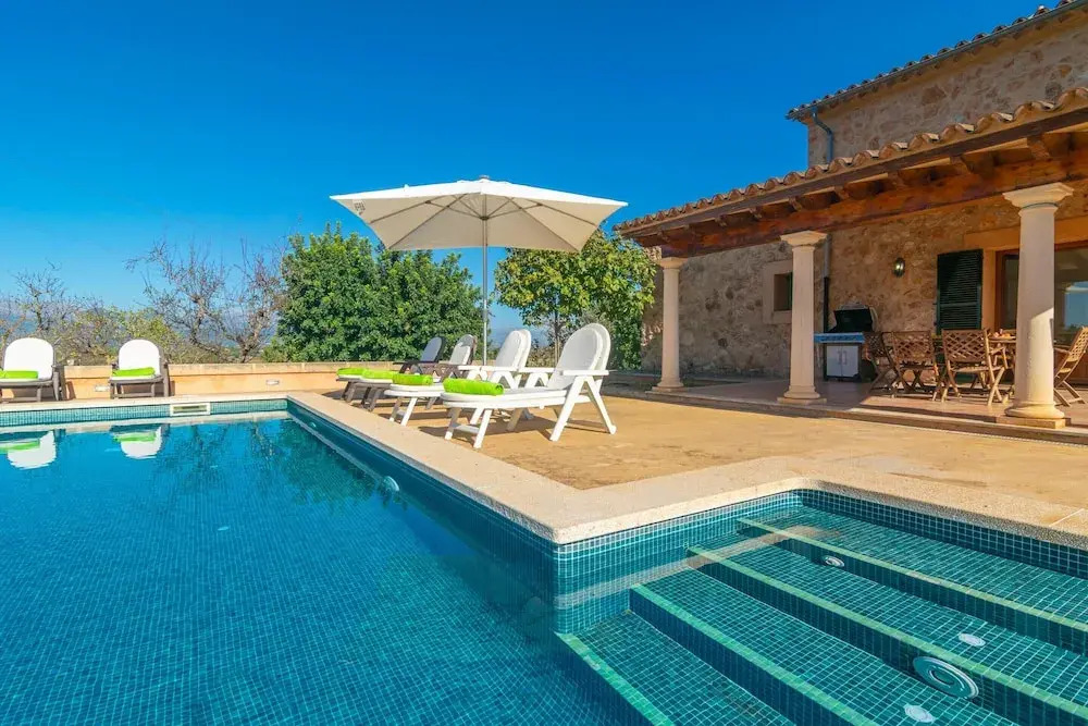 Cas General - Villa With Pool