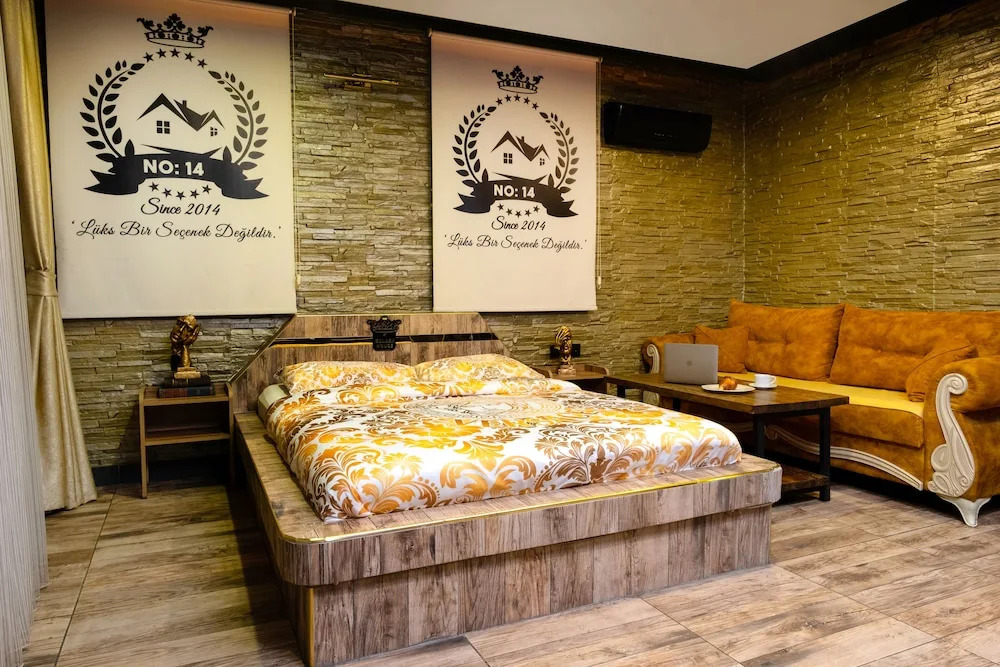 Golden Rock House