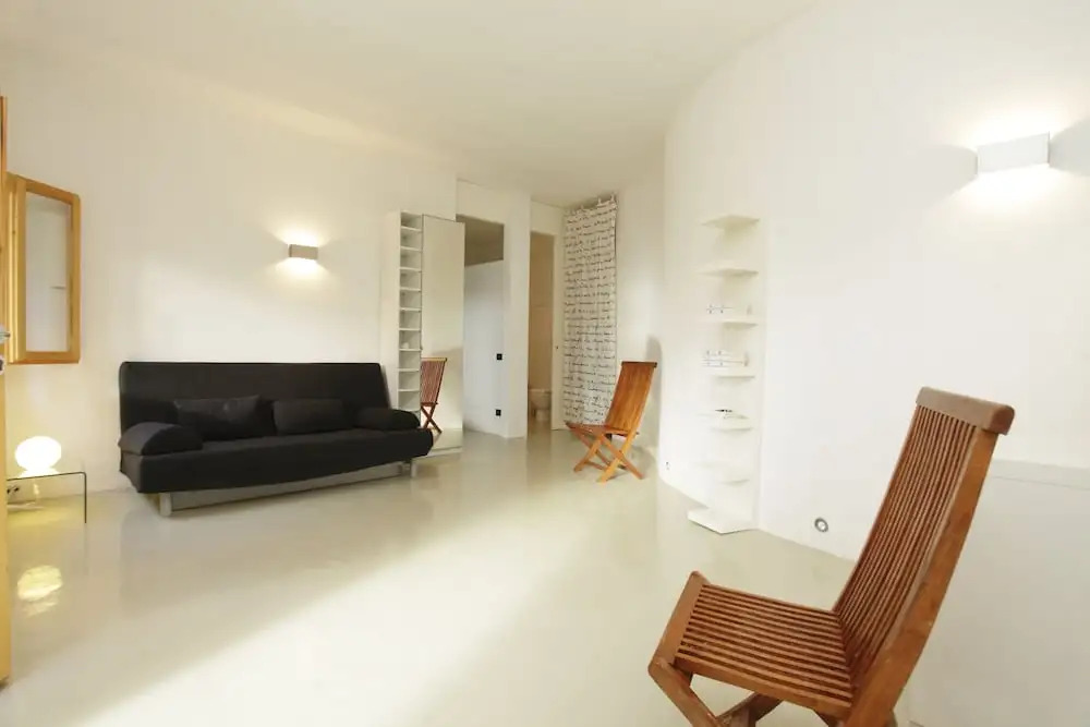 Apartment By The Sea, Max 6 People