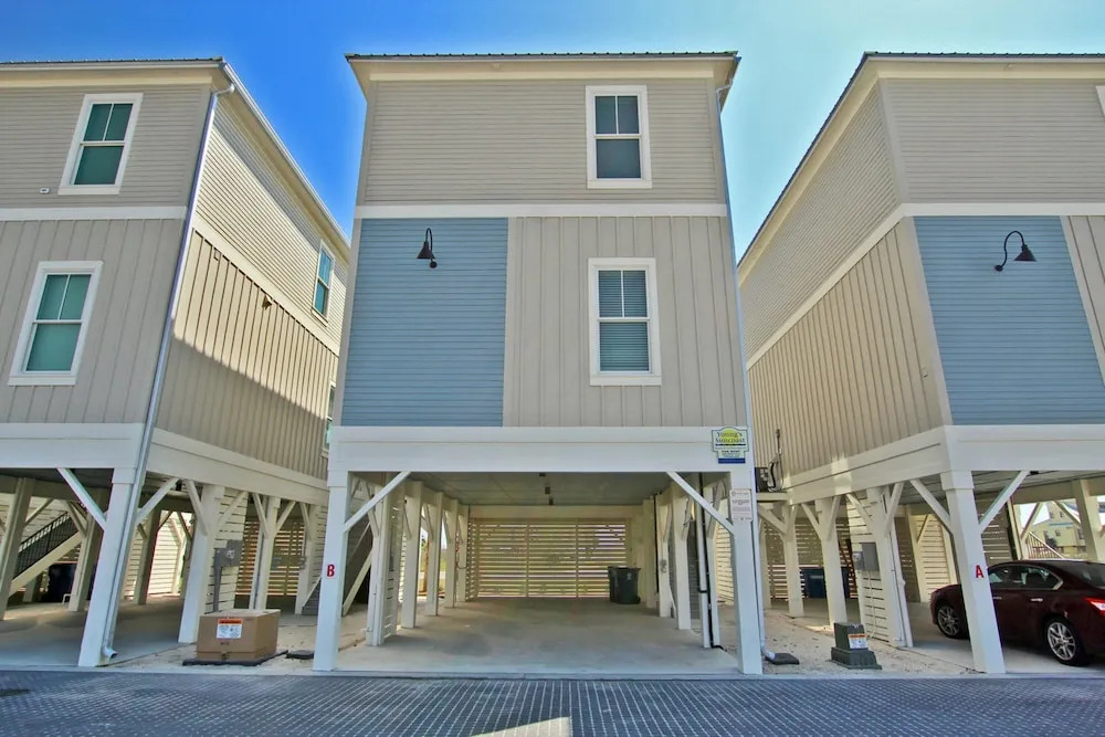 West Side Cottages U