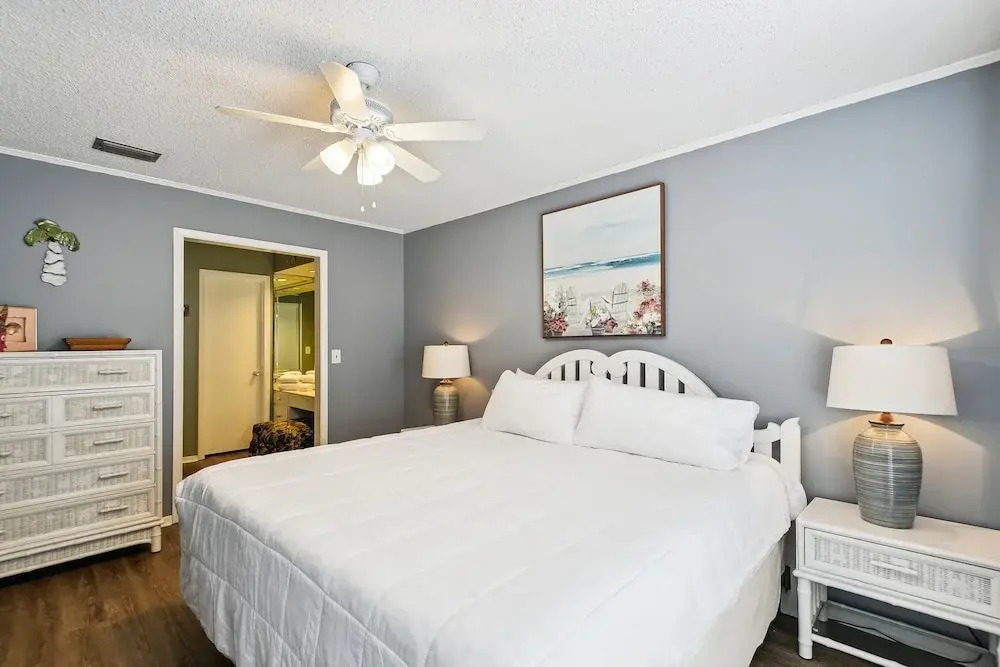Sandpiper Cove 1053 1 Bedroom Condo by RedAwning
