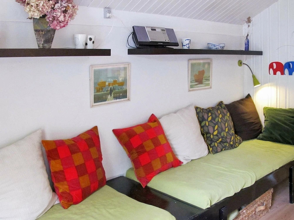 Seaside Holiday Home for 4 in Askeby