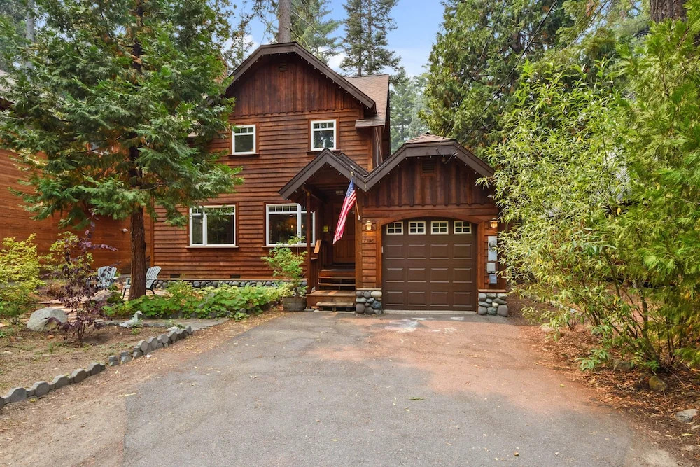 Tucked Inn Tahoma