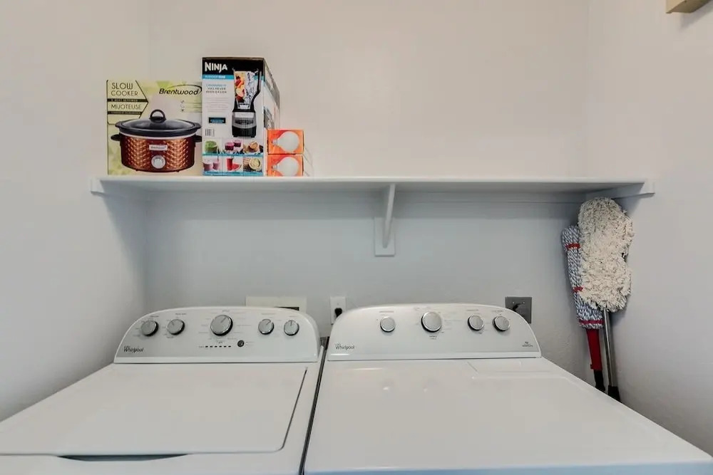 Pleasant #2092 - 2 Br Condo