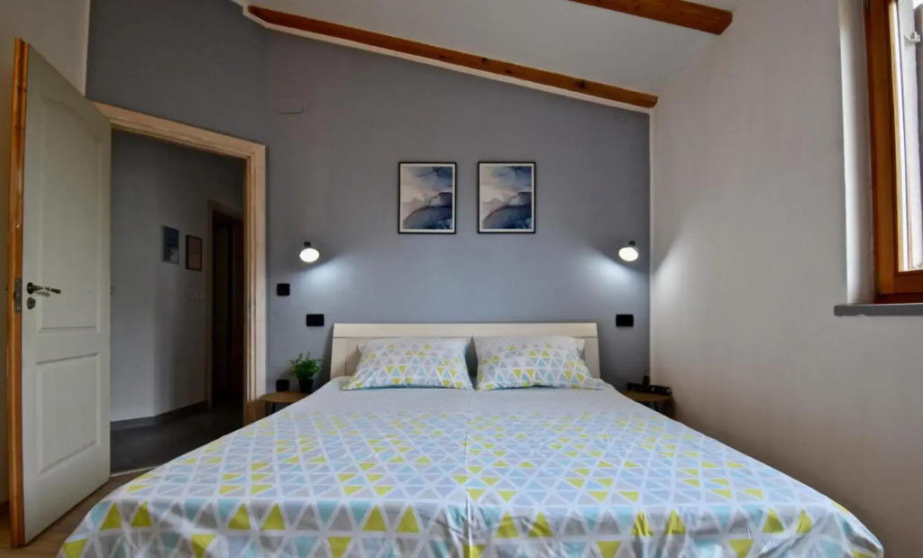 Relaxing holiday house with terrace sea view