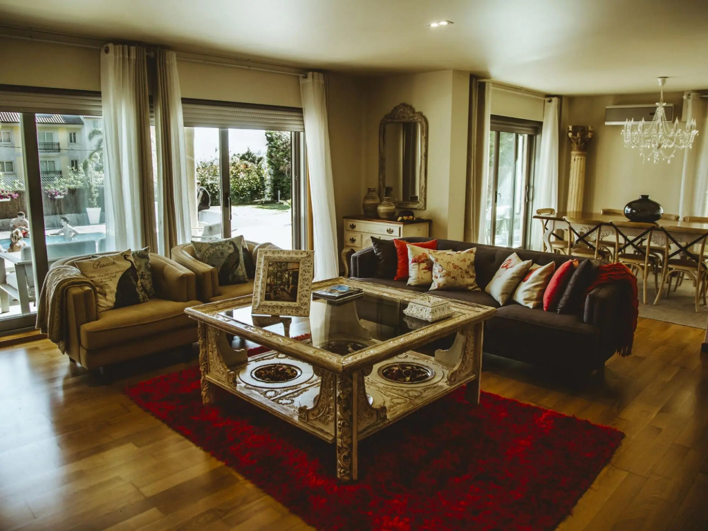 Beautiful Villa With Pool and sea Views and Only 400m From the Beach