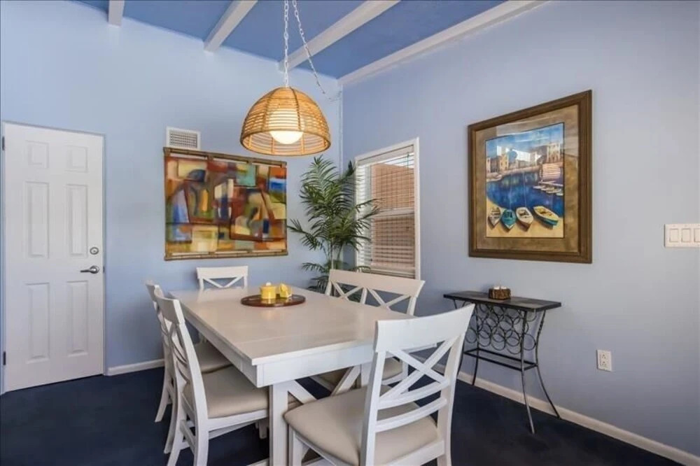 Island Priva-sea 3 Bedroom Home by Redawning