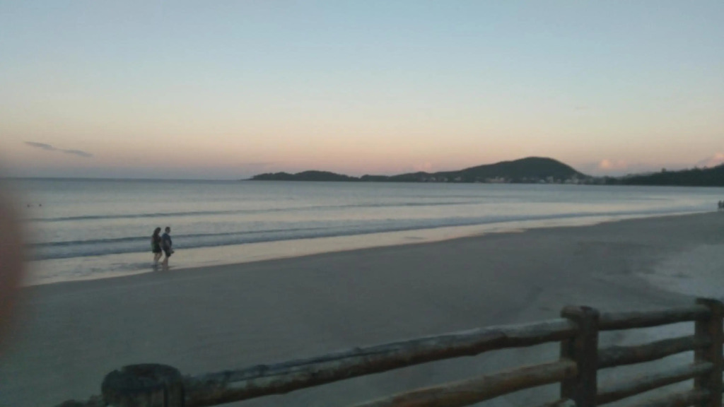 Apto el shadday 150m do mar apto 100 terreo