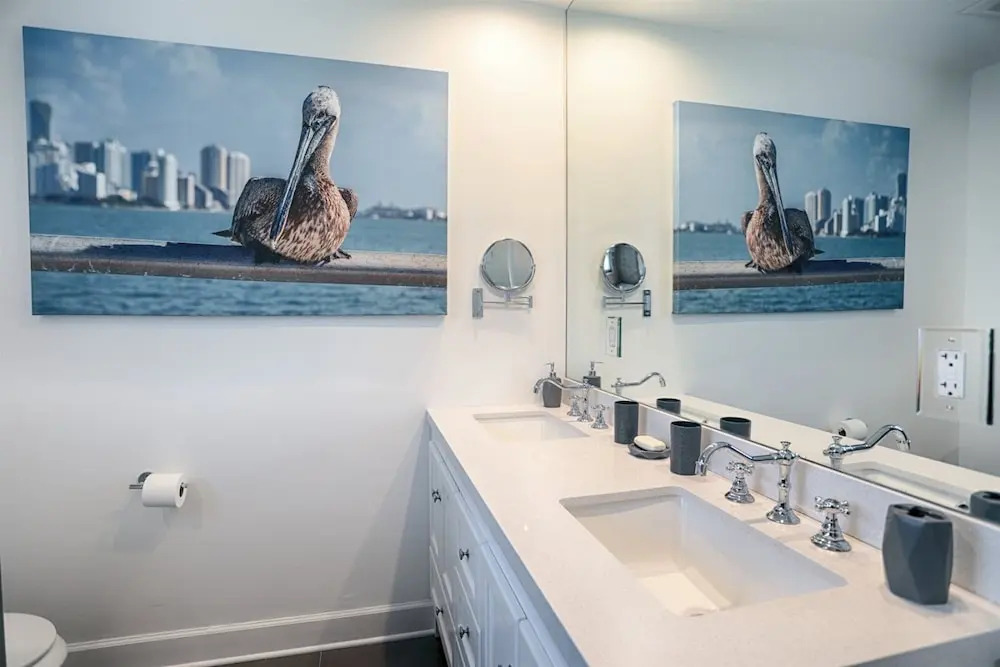 Modern Miami Family Home Mins From The Beaches