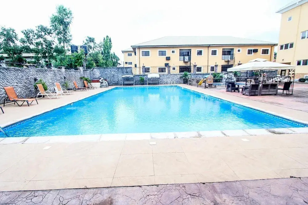 De Castle hotels & Resort