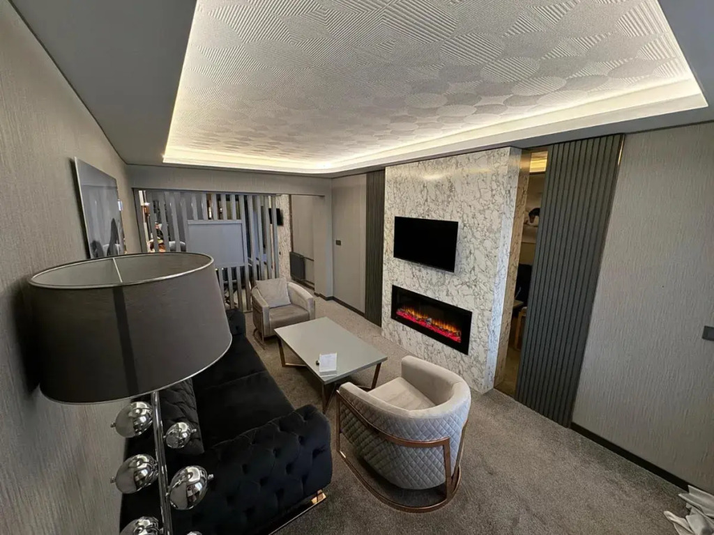 BÇ Ruby Hotel