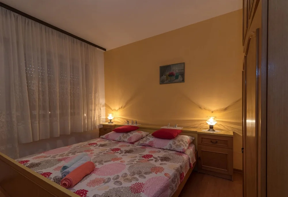 Apartments Jozo
