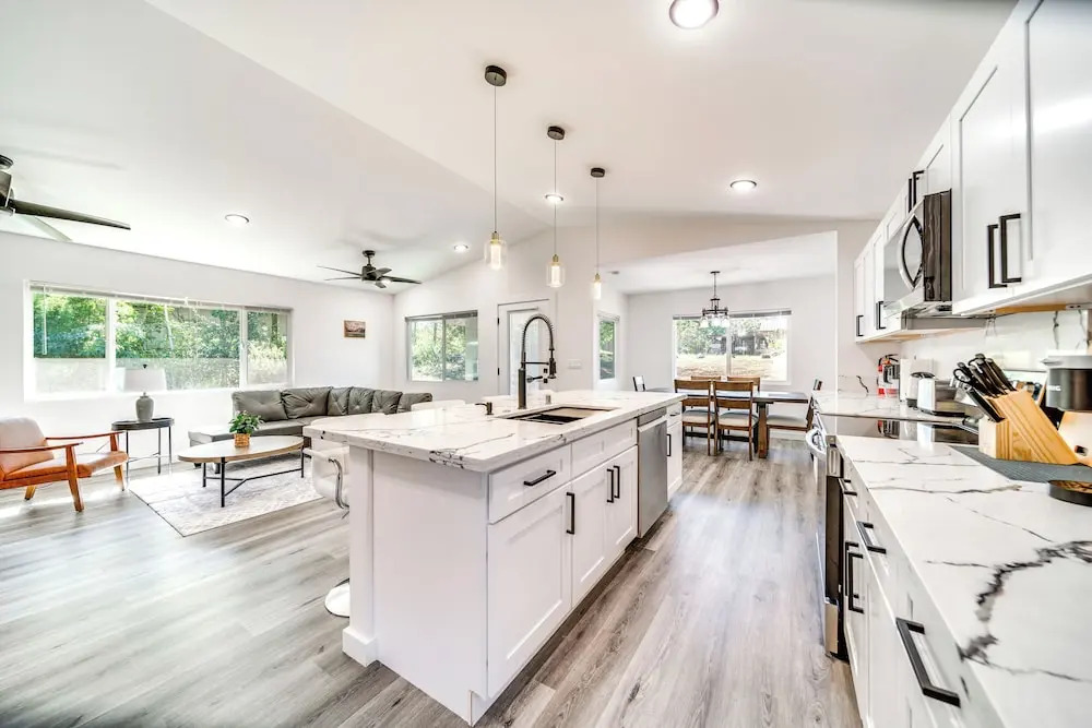 Close to Hiking & Beaches: Modern Keaau Home