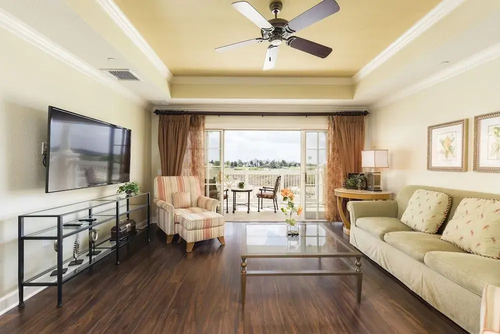 Paradise 3 Bed 3 Bath in Reunion Resort condo by RedAwning