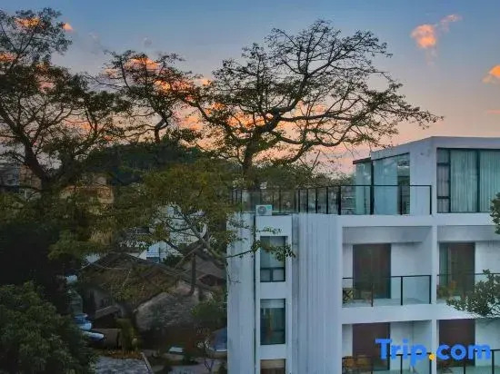 YinLan Hotel