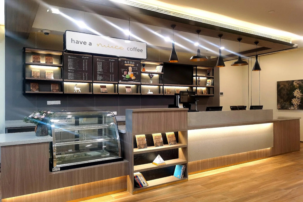 Hanting Hotel Shanghai Qilianshan Road Metro Station