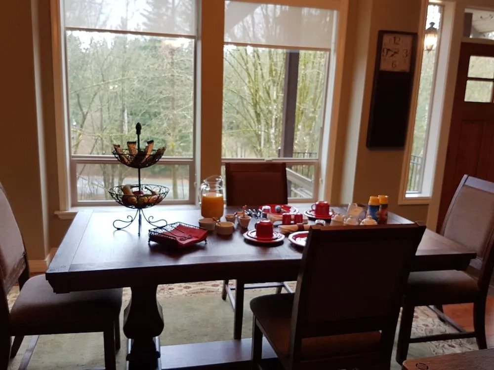 Woodside Inn