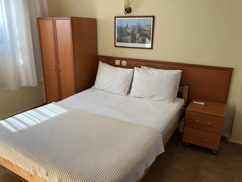 Ten Apart Hotel
