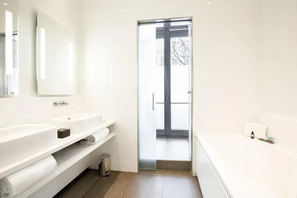 Hôtel C2